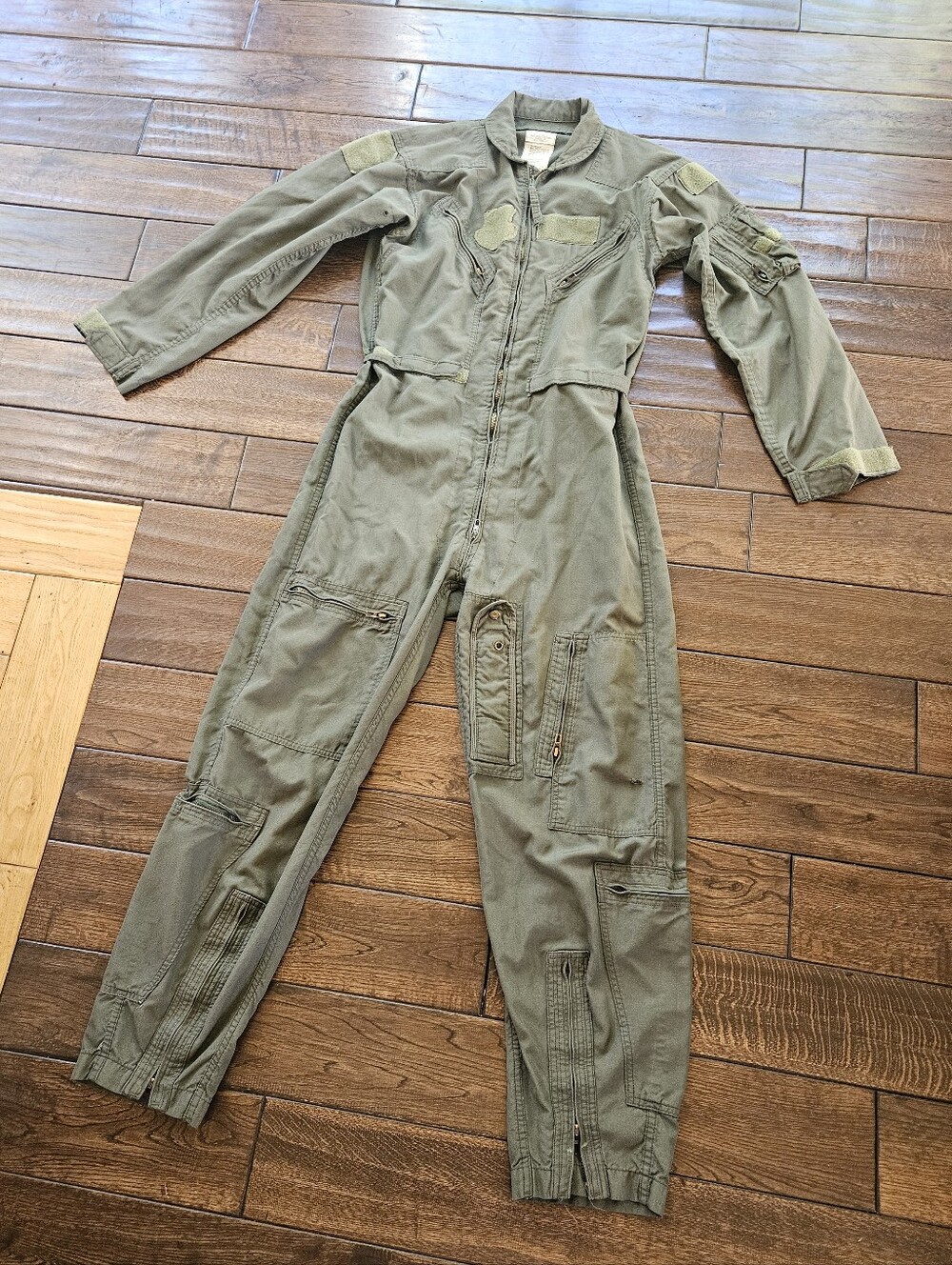 Army Green Coveralls/ Jumpsuit For Women, Size 40L (Medium 8/10)
